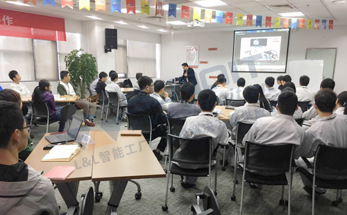聯(lián)想特邀興千田“授課”低成本自動化 聯(lián)想特邀興千田“授課”低成本自動化