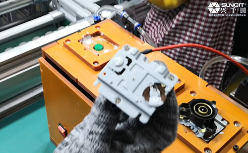 半自動涂膠工裝 打膠LCIA改善案例 半自動涂膠工裝 打膠LCIA改善案例